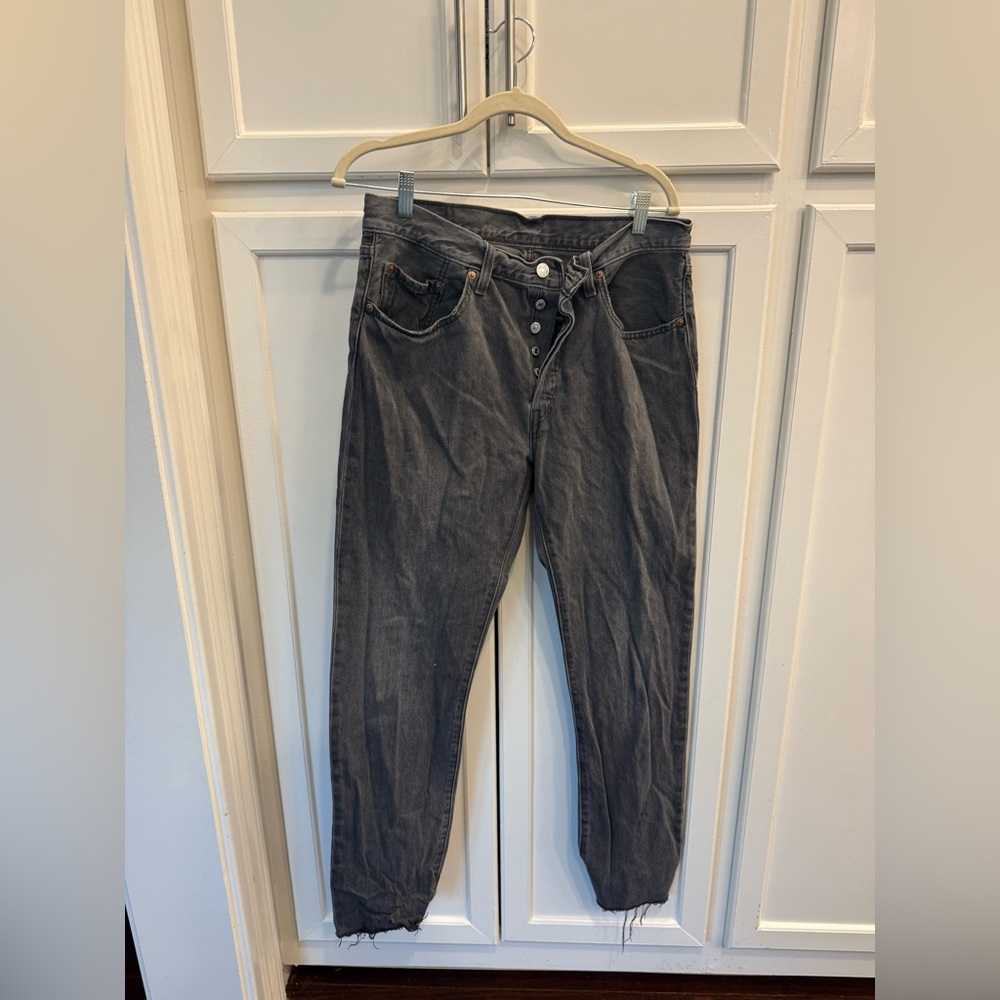 Levi's 501 Gray Jeans Classic Style